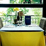 Giorgetti Orange Otel
