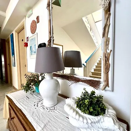 Giorgetti Orange Otel