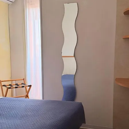 Giorgetti Orange