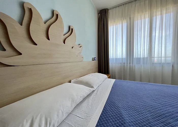 Giorgetti Orange Hotel 3*