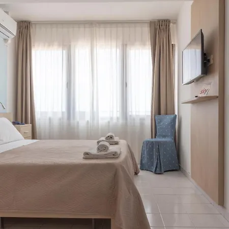 Giorgetti Orange Hotel 3*