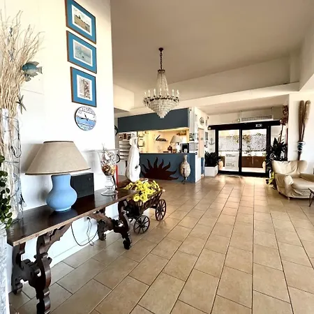 Giorgetti Orange Hotel