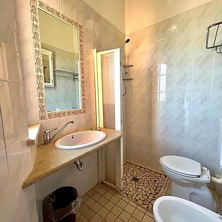 Giorgetti Orange בלריה-איגאה מרינה