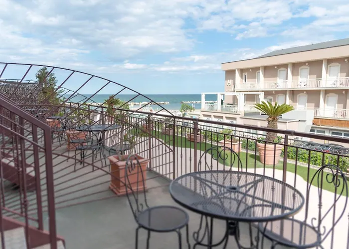 Giorgetti Orange Hotel