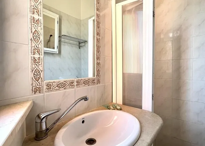 Giorgetti Orange Hotel 3*